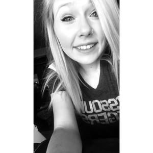 Meet your Posher, Leah